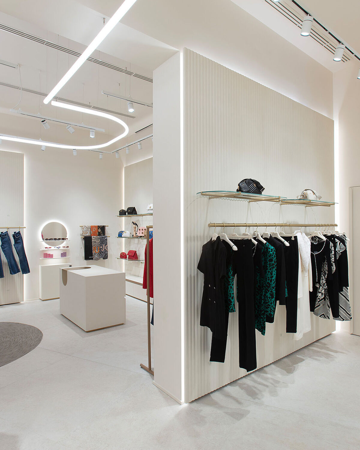 LIU JO MAĞAZASI – Antalya Deepo