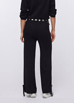 Siyah Triko Pantolon ürünü görüntülemek için tıklayınız