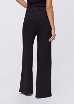 Siyah Jarse Pantolon ürünü görüntülemek için tıklayınız