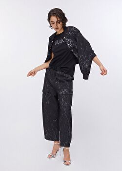 Siyah Taşlı Kısa Kollu T-Shirt ürünü görüntülemek için tıklayınız