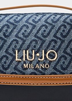 Lacivert Deri Garnili Küçük Çanta ürünü görüntülemek için tıklayınız