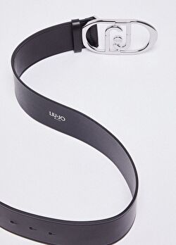 Siyah Logo Tokalı Deri 5.5 Cm Kemer ürünü görüntülemek için tıklayınız