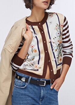 Siyah Deri Troklu 3 Cm Kemer ürünü görüntülemek için tıklayınız