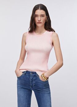 Pembe / Beyaz Jakarlı Örme Bluz ürünü görüntülemek için tıklayınız