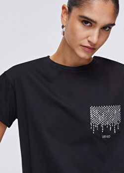 Siyah Taş İşleme Cepli Kısa Kollu T-Shirt ürünü görüntülemek için tıklayınız