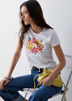 Beyaz Taş Baskı Kısa Kollu T-Shirt ürünü görüntülemek için tıklayınız