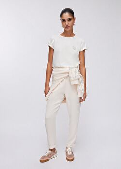 Beyaz Kısa Kollu T-Shirt ürünü görüntülemek için tıklayınız