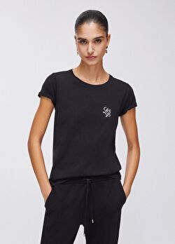 Siyah Kısa Kollu T-Shirt ürünü görüntülemek için tıklayınız