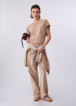 Bej Moda Tişört ürünü görüntülemek için tıklayınız