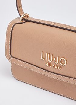 Bej Çapraz Askılı Çanta ürünü görüntülemek için tıklayınız