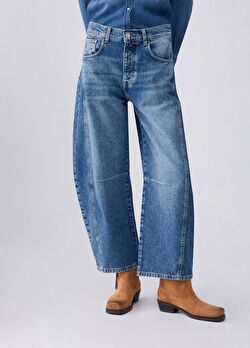 Mavi Pens Detaylı Denim Pantolon ürünü görüntülemek için tıklayınız
