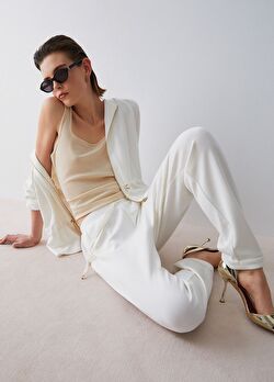 Beyaz Jersey Uzun Pantolon ürünü görüntülemek için tıklayınız