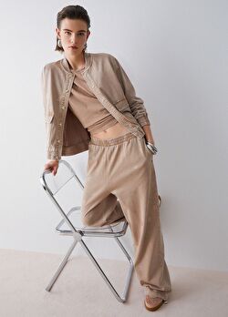 Soluk Renkli, Taş İşlemeli Jarse Pantolon ürünü görüntülemek için tıklayınız