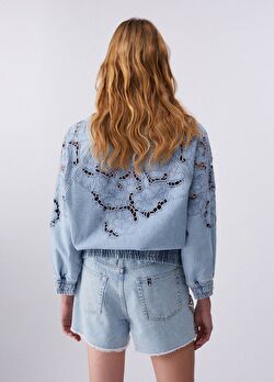 Mavi Işlemeli Denim Bomber Ceket ürünü görüntülemek için tıklayınız