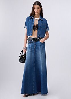 Koyu Mavi Kısa Kollu Tencel Denim Gömlek ürünü görüntülemek için tıklayınız