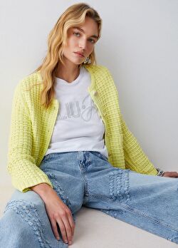 Beyaz Kısa Kollu Moda Tişört ürünü görüntülemek için tıklayınız