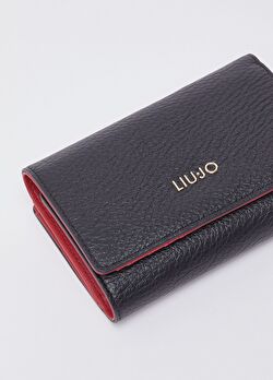 Siyah Trifold Cüzdan ürünü görüntülemek için tıklayınız