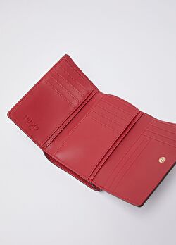 Siyah Trifold Cüzdan ürünü görüntülemek için tıklayınız