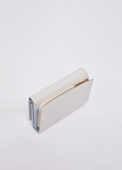 Krem Trifold Cüzdan ürünü görüntülemek için tıklayınız