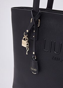 Kabartma Logolu Tote Çanta ürünü görüntülemek için tıklayınız