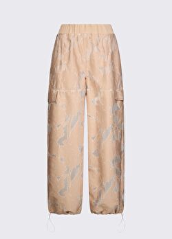 Organza Jakarlı Yan Cepli Pantolon ürünü görüntülemek için tıklayınız