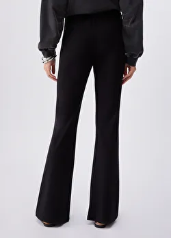 Siyah Jersey Uzun Pantolon ürünü görüntülemek için tıklayınız