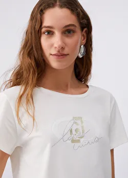 Beyaz Kısa Kollu Moda Tişört ürünü görüntülemek için tıklayınız