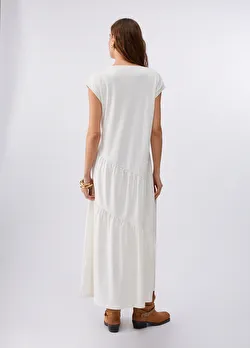 Beyaz Jersey Birleşik Elbise ürünü görüntülemek için tıklayınız