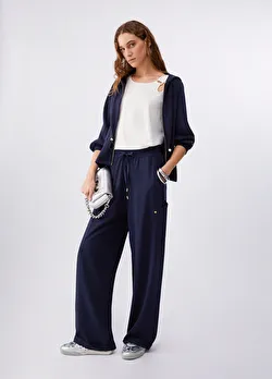 Beyaz Kısa Kollu Moda Tişört ürünü görüntülemek için tıklayınız