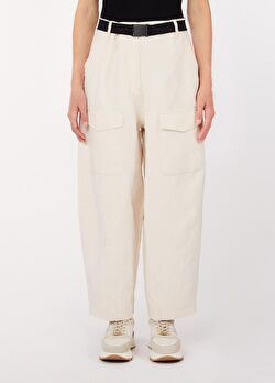 Beyaz Uzun Pantolon ürünü görüntülemek için tıklayınız