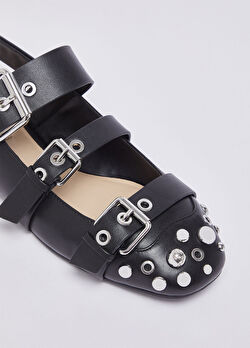 Siyah Stud Detaylı Deri Slingback ürünü görüntülemek için tıklayınız