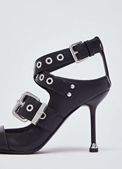 Siyah Deri Sandalet ürünü görüntülemek için tıklayınız