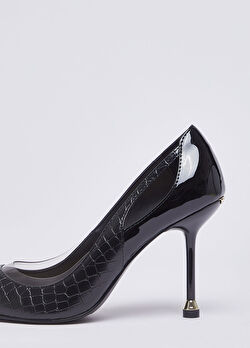 Siyah Baskılı Timsah Rugan Dekolte Ayakkabı ürünü görüntülemek için tıklayınız