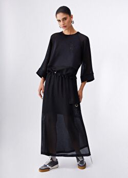 Siyah Kapalı Felpa ürünü görüntülemek için tıklayınız