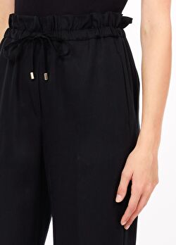 Beli Büzgülü Pantolon ürünü görüntülemek için tıklayınız