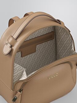 Kahverengi Orta Boy Sırt Çantası ürünü görüntülemek için tıklayınız