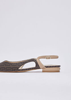 Kahverengi Monogram Saffiano Slingback ürünü görüntülemek için tıklayınız