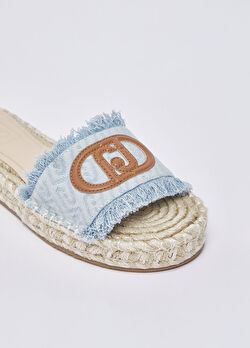 Maxi Logolu Denim Sandalet ürünü görüntülemek için tıklayınız