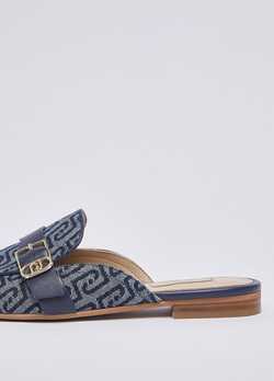 Koyu Denim Monogram Sabot ürünü görüntülemek için tıklayınız