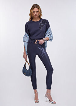 Çiçek İşlemeli Sweatshirt ürünü görüntülemek için tıklayınız