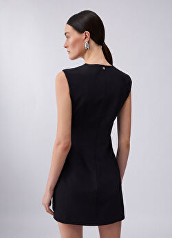 Zımba Detaylı Kısa Elbise ürünü görüntülemek için tıklayınız