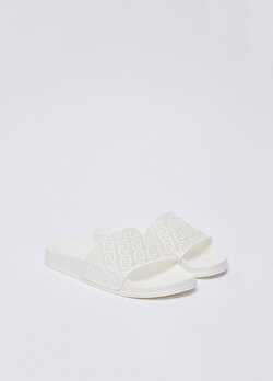 Monogram Logolu Sandalet ürünü görüntülemek için tıklayınız