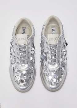Gümüş Metalik Payetli Sneaker ürünü görüntülemek için tıklayınız