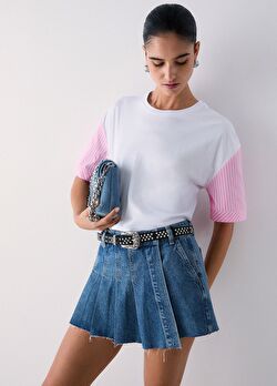 Beyaz / Pembe Kısa Kollu Moda Tişört ürünü görüntülemek için tıklayınız
