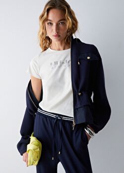 Beyaz Kısa Kollu Moda Tişört ürünü görüntülemek için tıklayınız