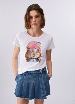 Beyaz Kısa Kollu Moda Tişört ürünü görüntülemek için tıklayınız
