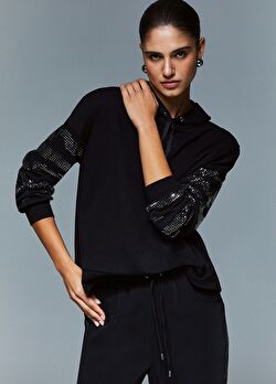 Siyah Kapalı Felpa ürünü görüntülemek için tıklayınız