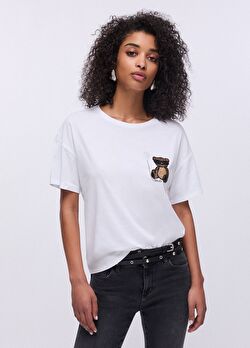 Beyaz Kısa Kollu Moda Tişört ürünü görüntülemek için tıklayınız