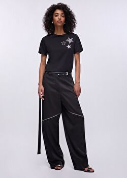 Siyah Kısa Kollu Moda Tişört ürünü görüntülemek için tıklayınız