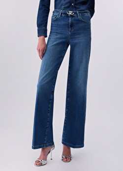 Mavi Yüksek Bel Flare Denim Pantolon ürünü görüntülemek için tıklayınız